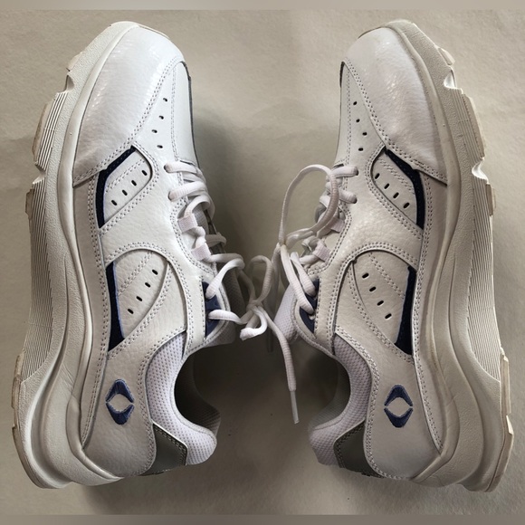 APEX V854 V-Last Orthopedic Walking Shoe (11 X-wide) - Picture 12 of 15